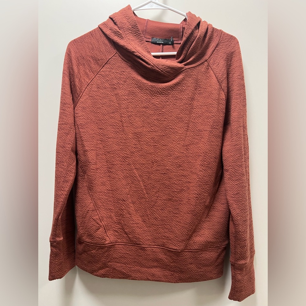 prAna longsleeve hoodie